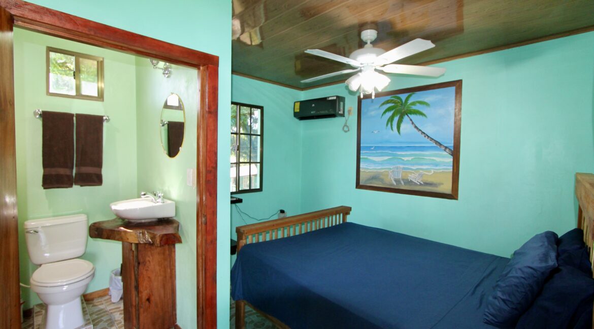 Midnight Star Room 2