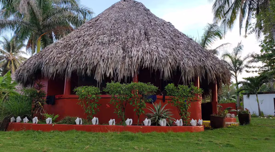 Paraiso Beach Hotel Cabana