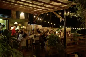Machete Market Cafe Playa Maderas
